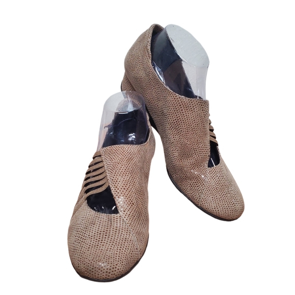 Chico's Colene Taupe Wedge Slip-ons Size 9
